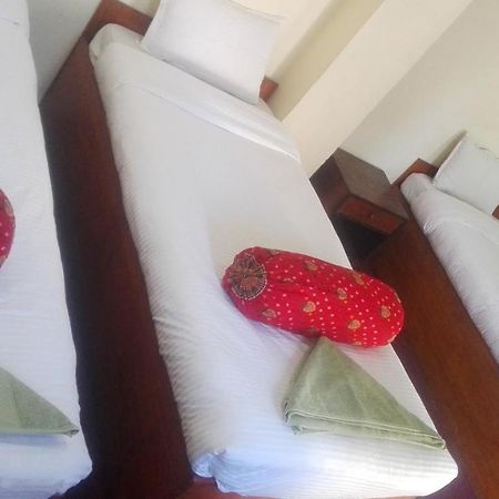 Hotel Sisters Home กาฐมาณฑุ ภายนอก รูปภาพ